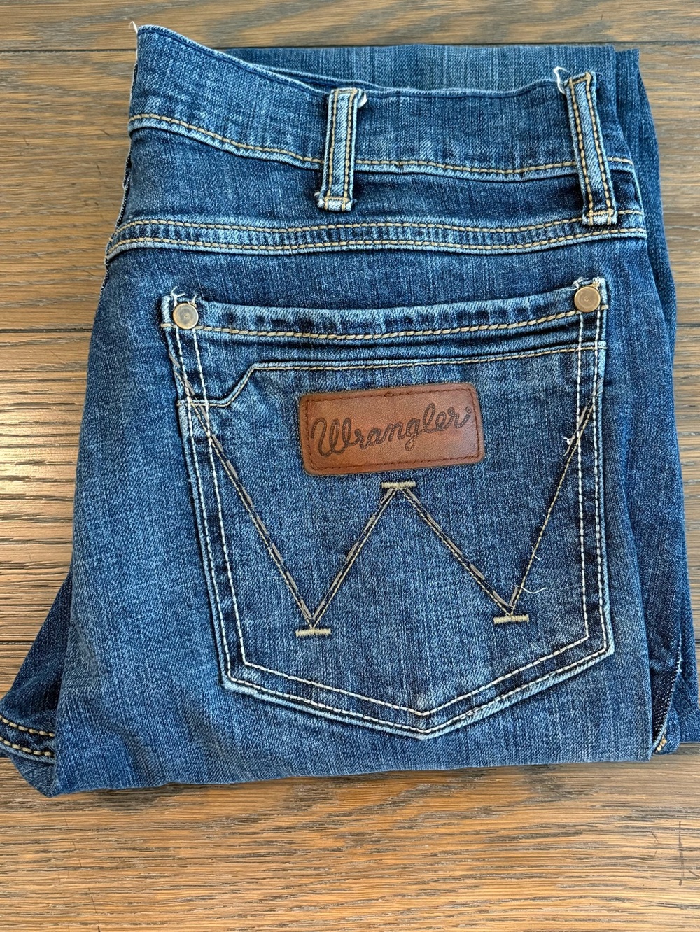 Wrangler Retro Men's Slim Bootcut Jeans in Dark Blue Size 30x34
